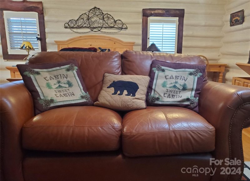 Property image 3 at 56 Mimosa Circle, Asheville, NC 28805