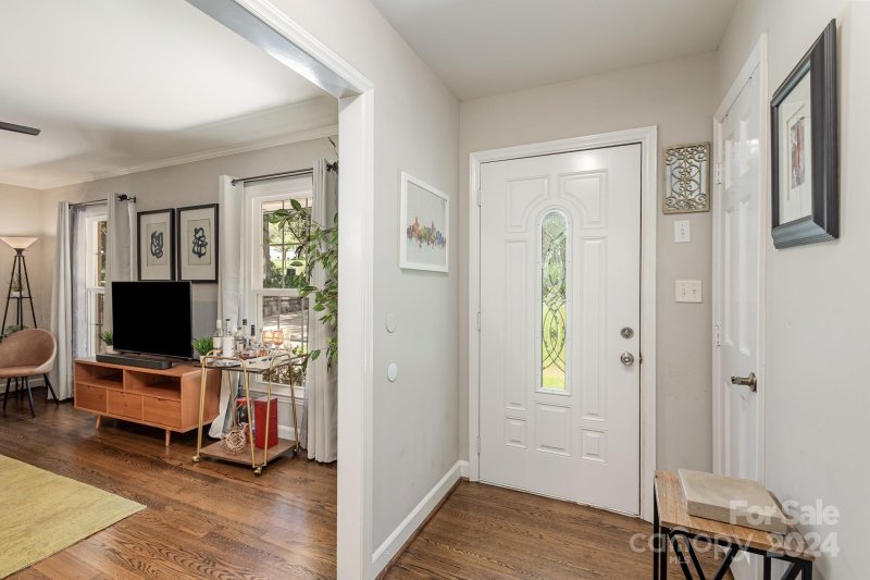 Property image 2 at 8201 Cliffside Drive, Charlotte, NC 28270