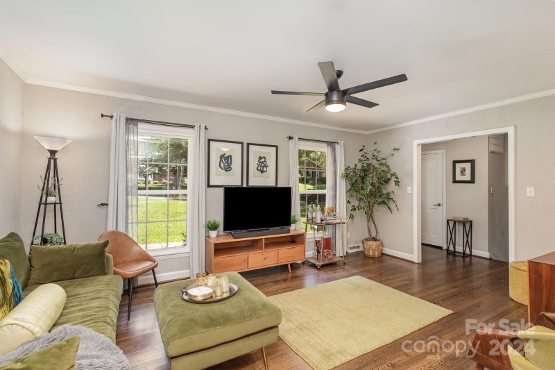 Property image 3 at 8201 Cliffside Drive, Charlotte, NC 28270