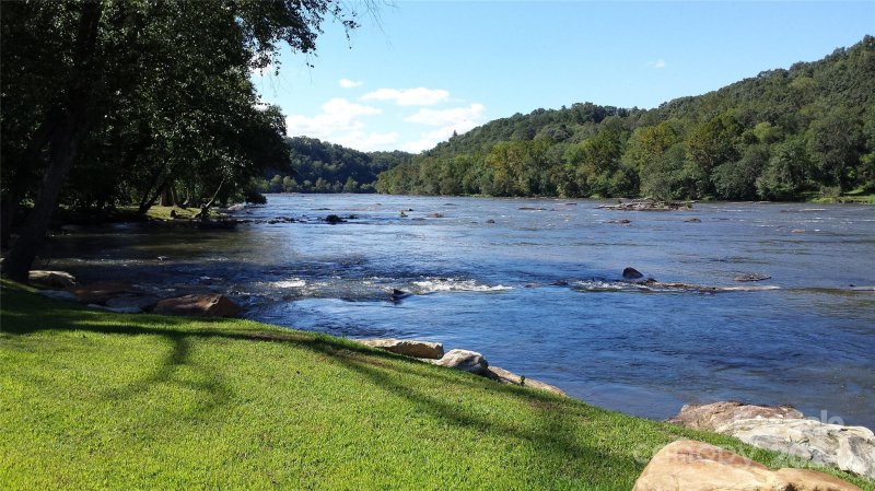 Property image 2 at 132 Lilikoi Lane, Asheville, NC 28804