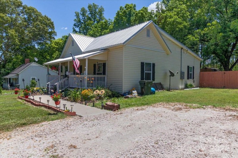 Property image 5 at 76 5th Street, York, SC 29745