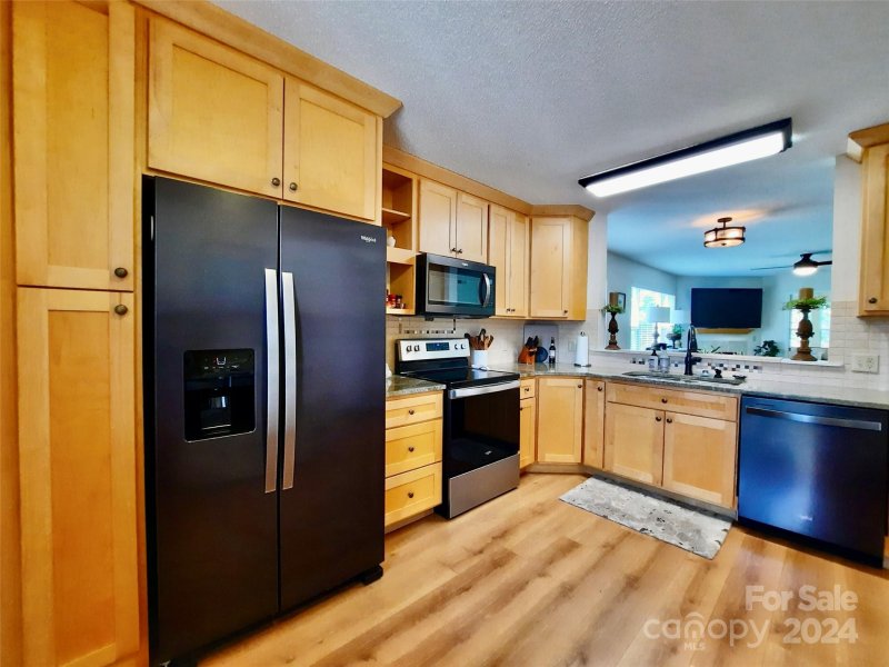 Property image 4 at 1501 Deermouse Way, Hendersonville, NC 28792