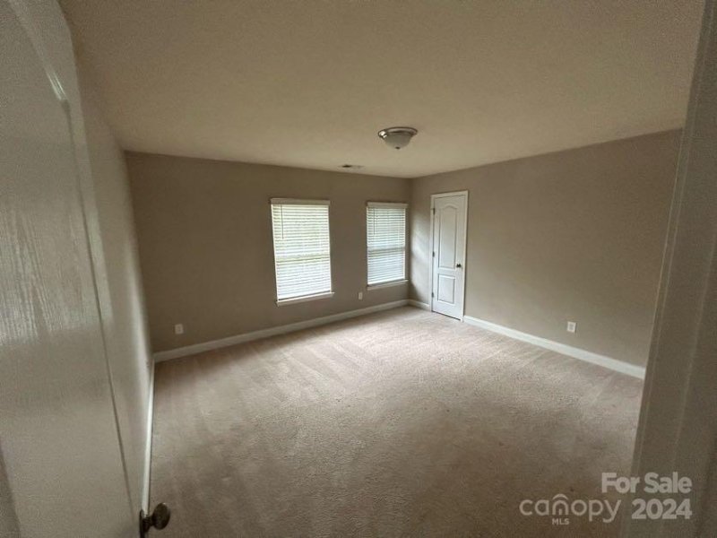 Property image 3 at 2476 Glyncastle Way, Gastonia, NC 28056