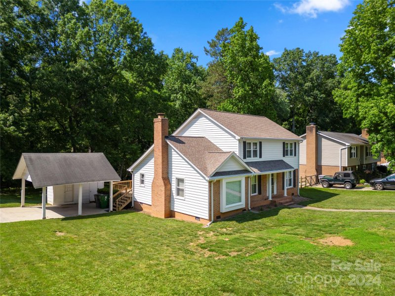 Property image 2 at 425 Kelford Lane, Charlotte, NC 28270