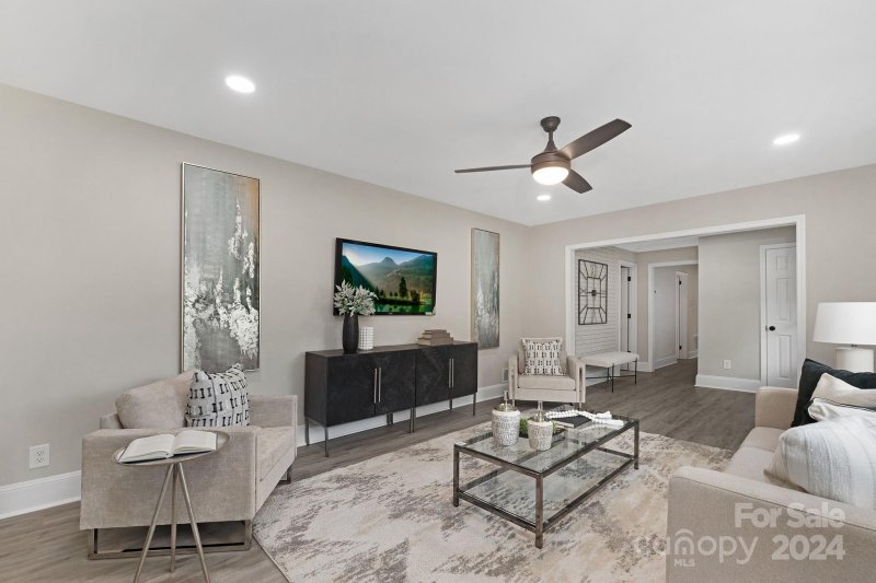 Property image 2 at 6615 Terry Lane, Charlotte, NC 28215