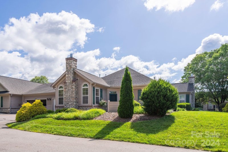 Property image 2 at 57 Mountain Meadow Circle, Weaverville, NC 28787