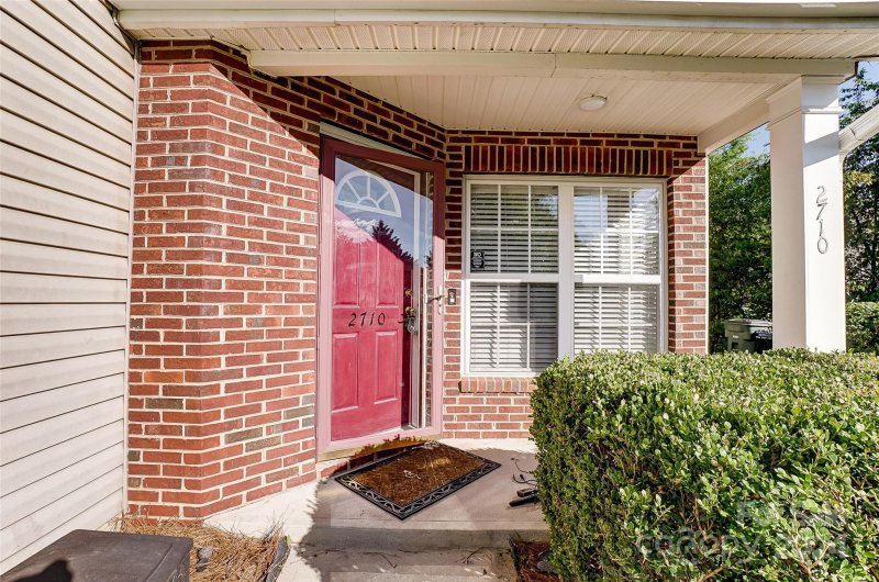 Property image 3 at 2710 Mill Valley Court, Matthews, NC 28105