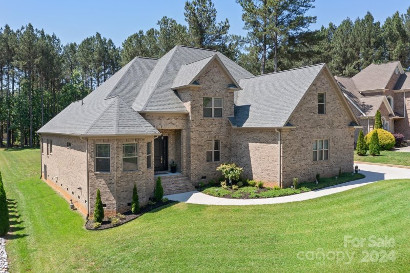 Property image 2 at 165 Crooked Branch Way, Troutman, NC 28166