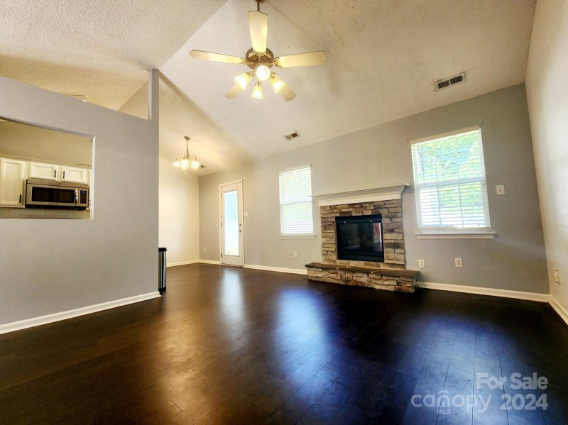 Property image 3 at 1525 Long Paw Lane, Charlotte, NC 28214