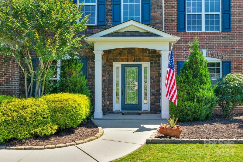 Property image 2 at 2707 Creek Manor Drive, Waxhaw, NC 28173