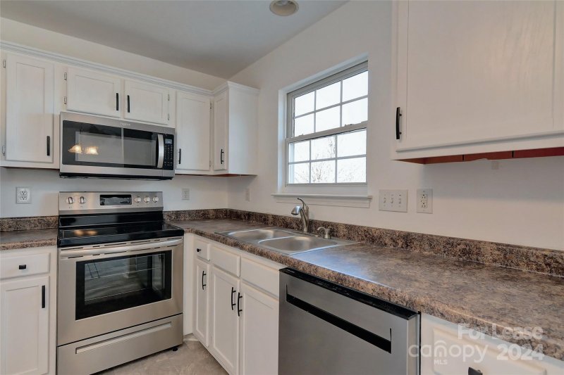 Property image 2 at 10030 Baxter Caldwell Drive, Charlotte, NC 28213