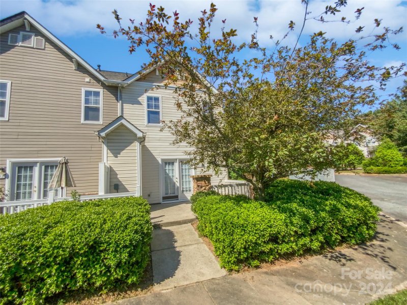 Property image 5 at 14909 Scothurst Lane, Charlotte, NC 28277