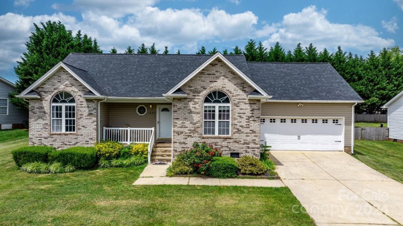 1543 Farmington Hills Drive