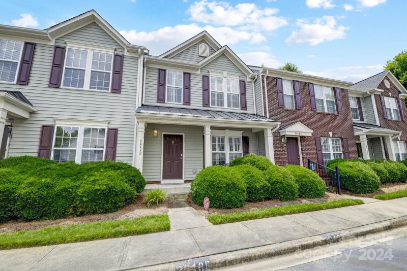 Property image 2 at 3048 Misty Harbor Circle, Cramerton, NC 28032