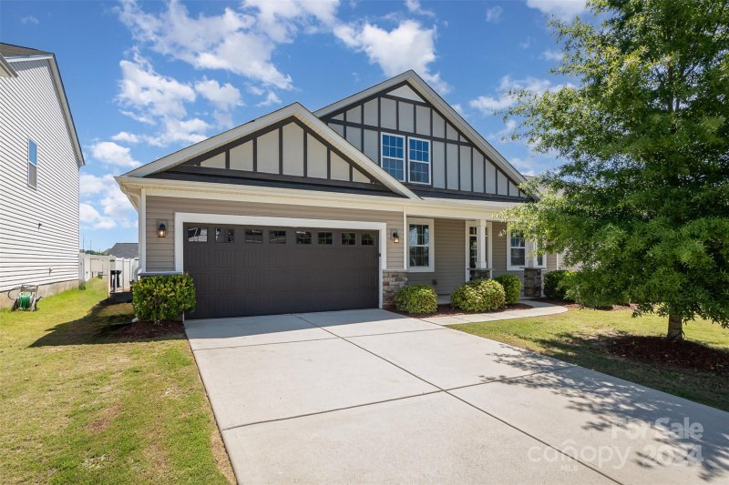 Property image 3 at 7814 Meridale Forest Drive, Charlotte, NC 28269