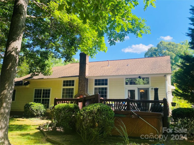 Property image 2 at 16202 Amber Field Drive, Huntersville, NC 28078