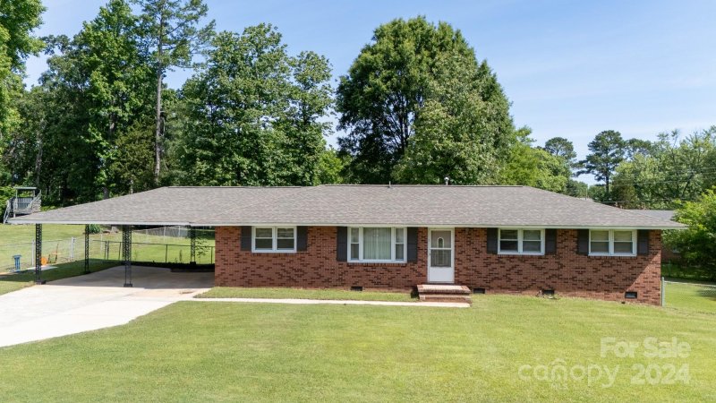 Property image 2 at 2119 Kingsley Road, Rock Hill, SC 29732
