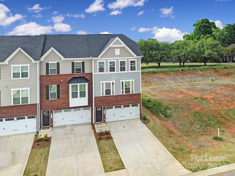 Property image 3 at 2528 Grantham Place Drive, Fort Mill, SC 29715