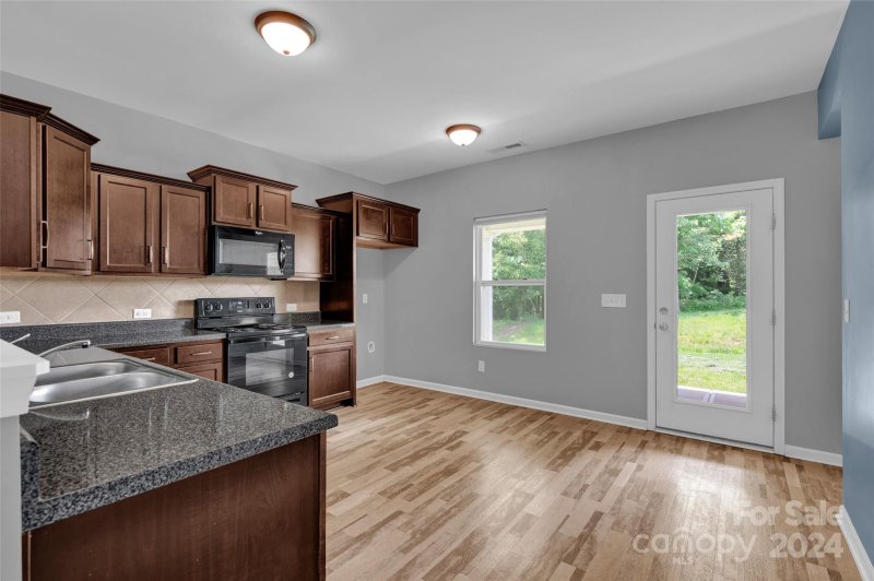 Property image 5 at 2318 Marthas Ridge Drive, Statesville, NC 28625