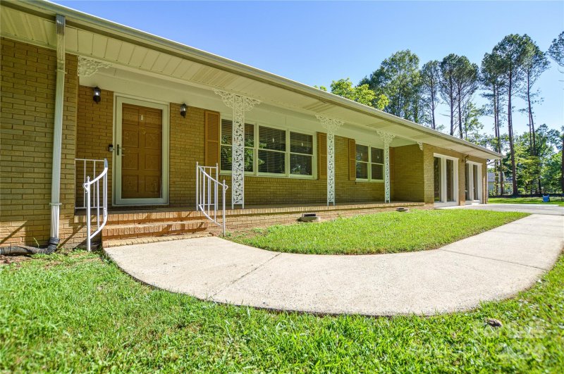 Property image 3 at 327 Gray Drive, Charlotte, NC 28213