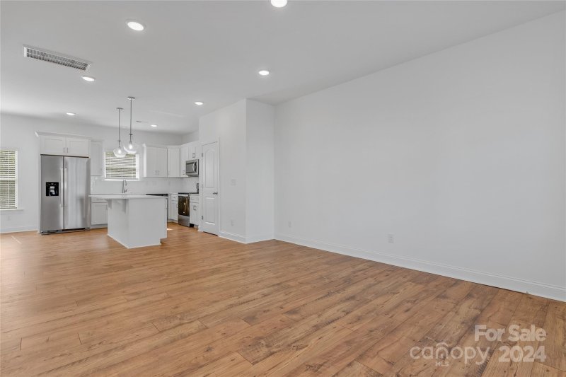 Property image 5 at 61 Walnut Springs Drive, Asheville, NC 28804