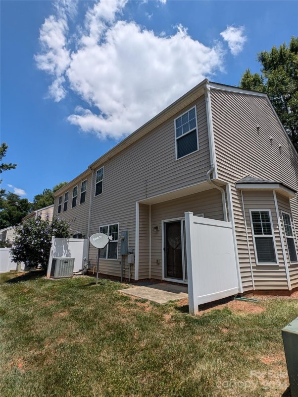 Property image 3 at 5916 Pisgah Way, Charlotte, NC 28217