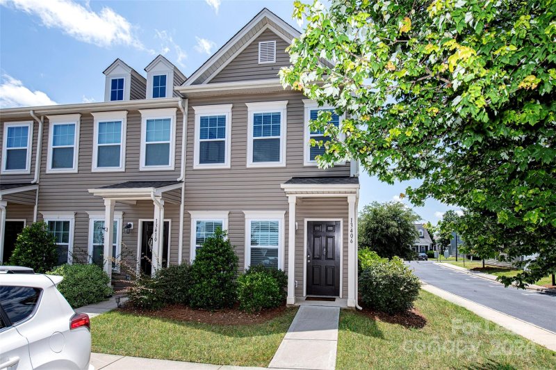 Property image 2 at 13406 Calloway Glen Drive, Charlotte, NC 28273