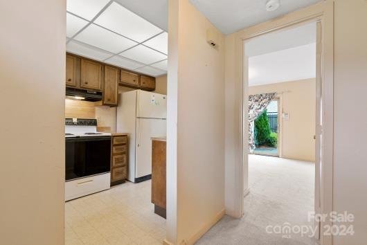 Property image 3 at 1646 Hollow Drive, Charlotte, NC 28212