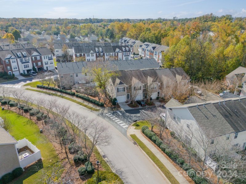 Property image 3 at 1301 Smokey Quartz Lane, Fort Mill, SC 29708