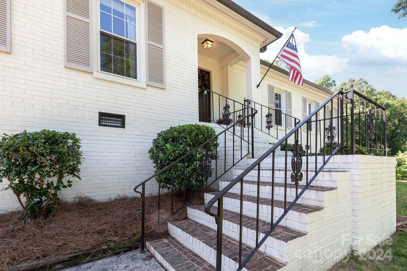 Property image 2 at 7508 Hawkstand Lane, Charlotte, NC 28210