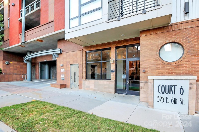 Property image 2 at 525 E 6th Street, Charlotte, NC 28202