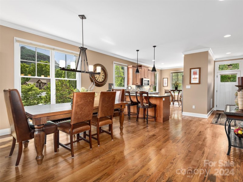 Property image 3 at 1 Meadow Vista Court, Asheville, NC 28803