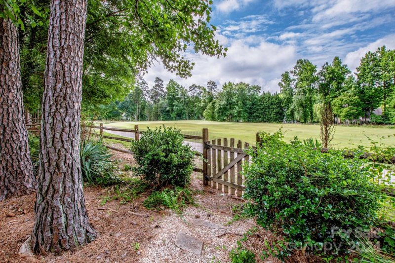 Property image 5 at 117 Lockerbie Lane, Mooresville, NC 28115