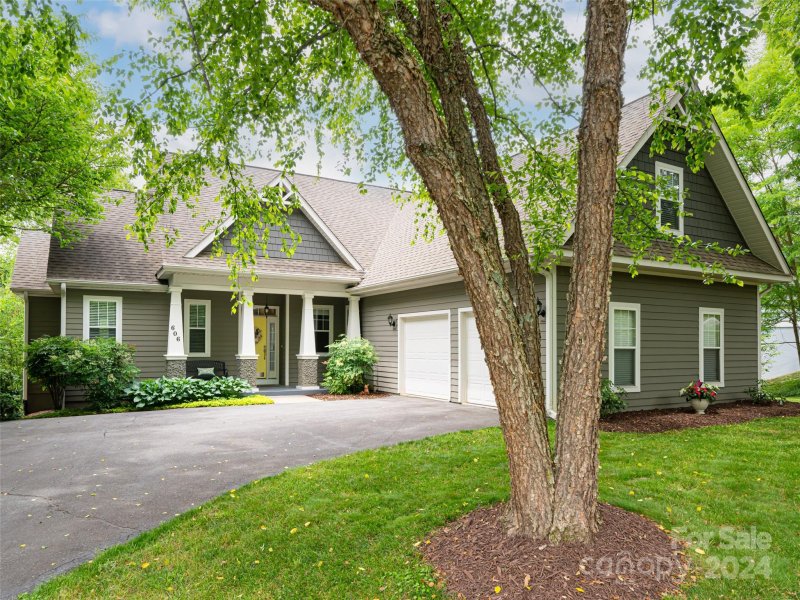 606 Vista Falls Road