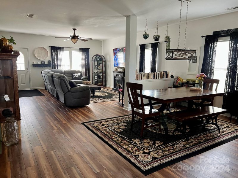 Property image 2 at 204 English Oak Lane, Landis, NC 28088