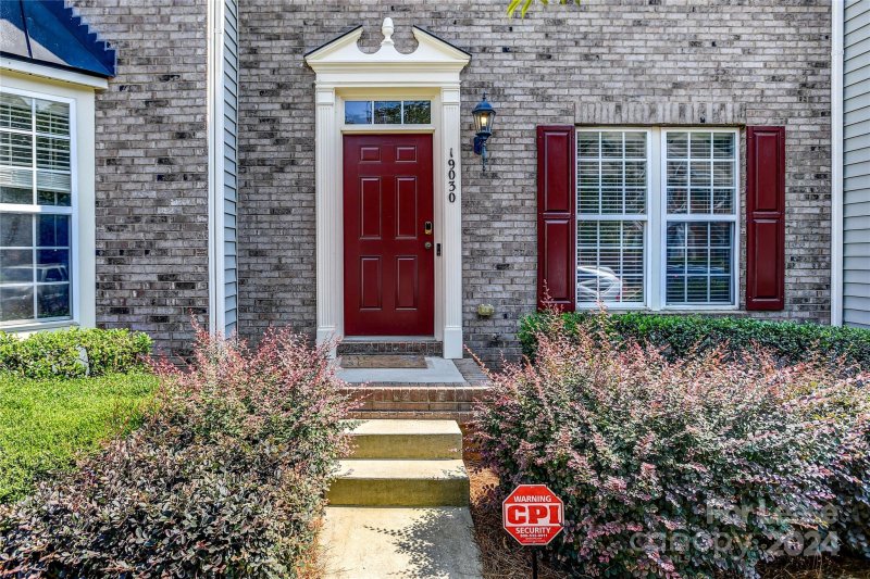 Property image 2 at 19030 Natalie Michelle Lane, Cornelius, NC 28031