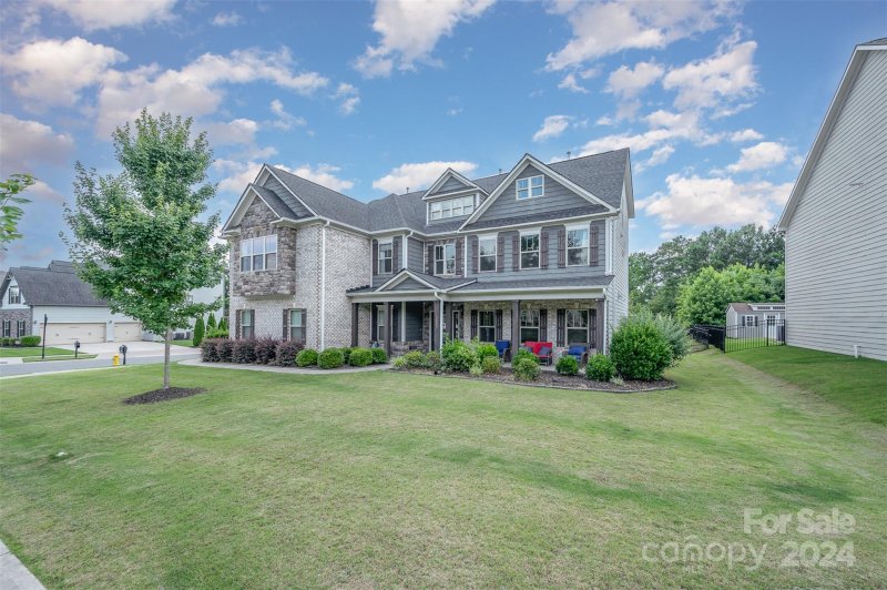 Property image 2 at 15605 Guthrie Drive, Huntersville, NC 28078