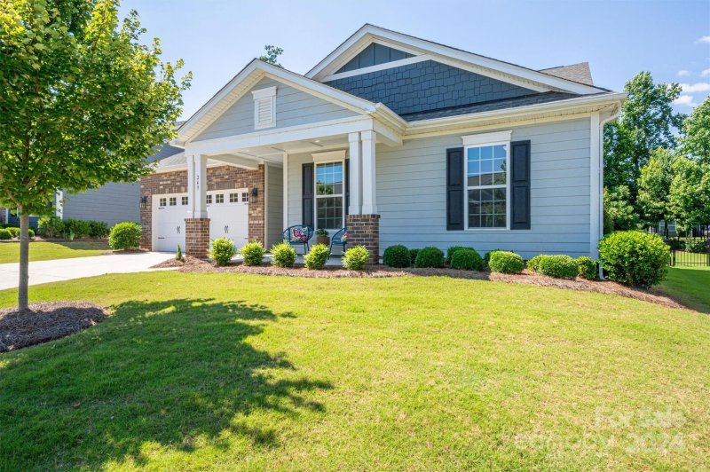 Property image 4 at 249 Barberry Drive, Belmont, NC 28012