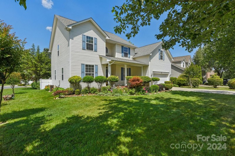 Property image 3 at 14926 Bridle Trace Lane, Pineville, NC 28134