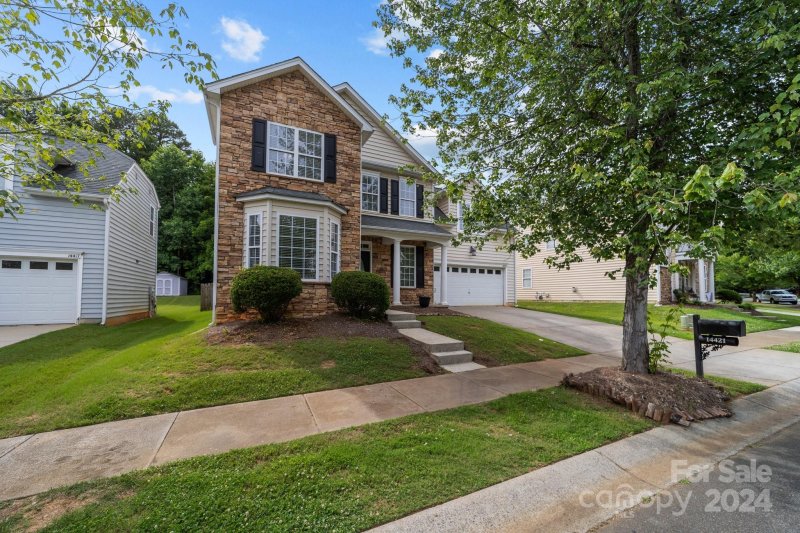 Property image 2 at 14421 Laurel Tree Lane, Huntersville, NC 28078