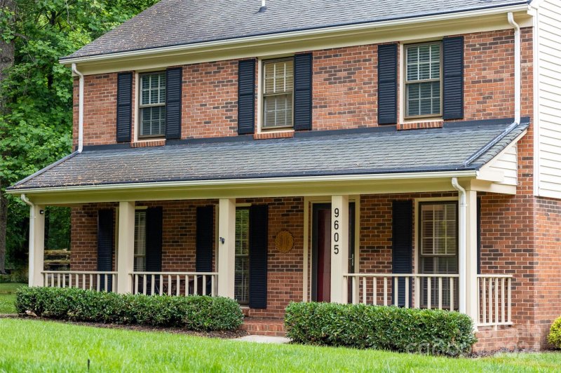 Property image 4 at 9605 Enid Lane, Matthews, NC 28105