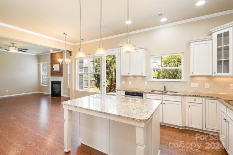 Property image 2 at 1317 Middlecrest Drive, Concord, NC 28027