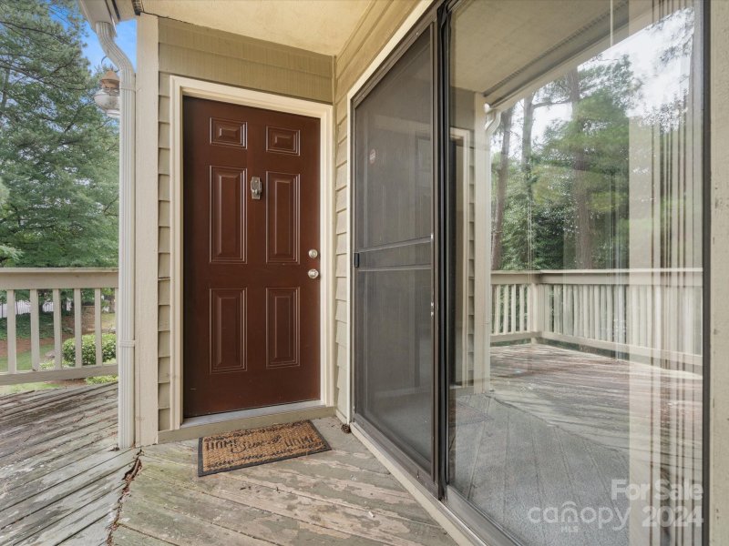 Property image 4 at 1600 Sharon Road, Charlotte, NC 28210