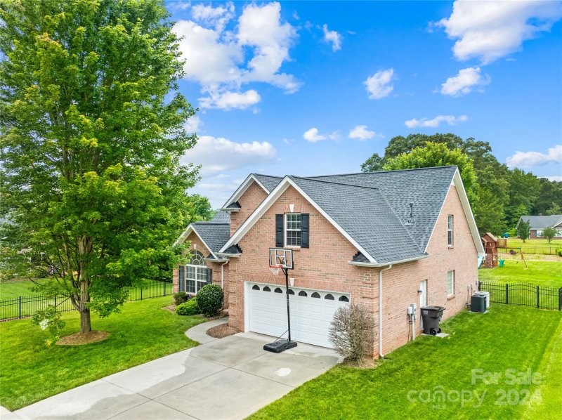 Property image 3 at 5705 Eric Sustar Lane, Monroe, NC 28110