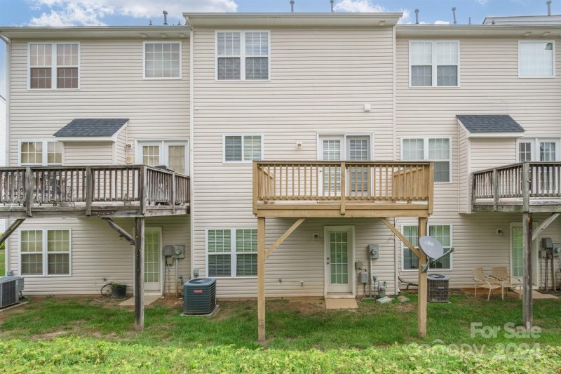 Property image 5 at 128 Rock Ridge Lane, Mount Holly, NC 28120