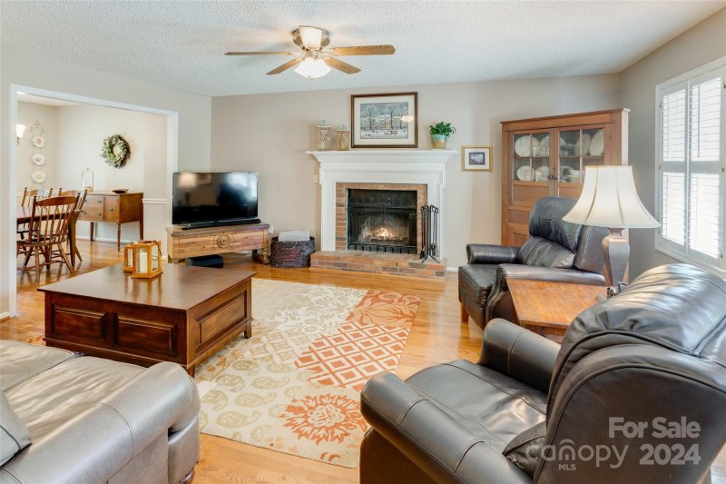 Property image 2 at 70 Acorn Lane, Clyde, NC 28721