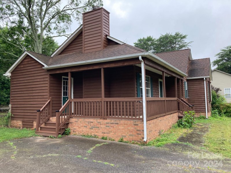 Property image 4 at 7482 Sarah Drive, Denver, NC 28037