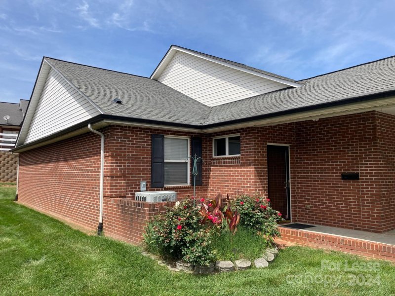 Property image 2 at 6273 Alyssum Place, Denver, NC 28037