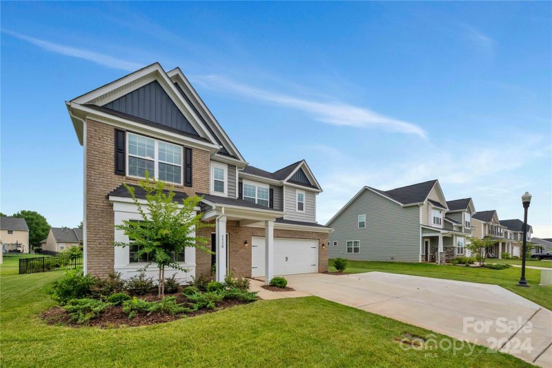 Property image 2 at 3330 Sand Post Oak Court, Gastonia, NC 28056