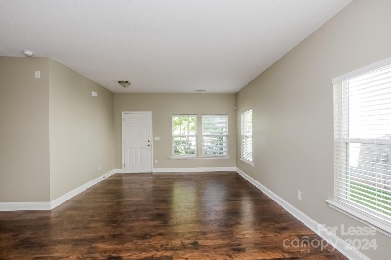 Property image 2 at 2514 Harwood Hills Lane, Charlotte, NC 28214